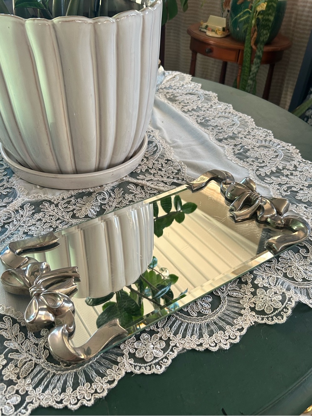 Vintage Silver Decorative Bow Accent Mirror Tray - White/Silver